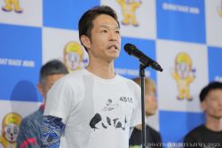 男子優勝戦出場選手公開インタビューの様子