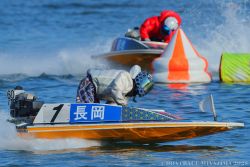 準優勝戦11R