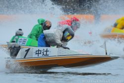 1コース から逃げを決めて勝利