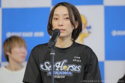 優勝戦出場選手公開インタビューの様子