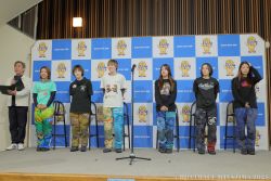 優勝戦出場選手公開インタビューの様子