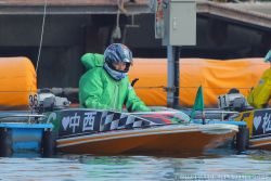 中西選手初日第1R 6号艇で初出走！
