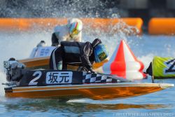 ②号艇 愛知支部の 坂元浩仁選手 ②コースから 差し を決めて優勝!
