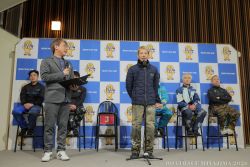 優勝戦出場選手公開インタビューの様子