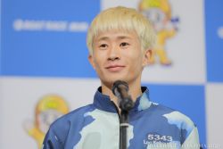 優勝戦出場選手公開インタビューの様子