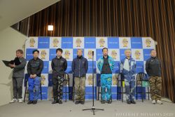 優勝戦出場選手公開インタビューの様子