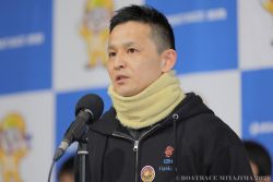 優出インタビューの様子