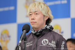 優出インタビューの様子