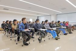 前検日／抽選の様子