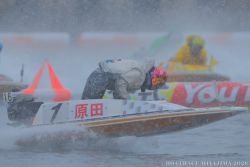 原田選手予選トップ　１コースから逃げて勝利！