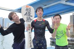 同じ大阪支部の上條嘉嗣選手と松山裕基選手と記念写真♪