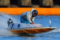 秦選手 優勝戦は1コースから逃げて勝利!