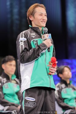 優出インタビューの様子