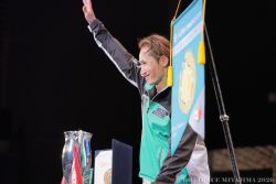 英治コールに沸いた表彰セレモニー