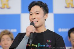 優出インタビューの様子