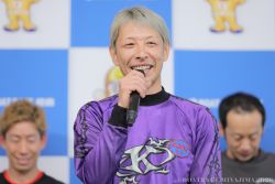 優出インタビューの様子