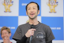優出インタビューの様子