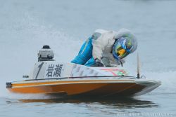 1コースから.13 のスタートで逃げて勝利！ 