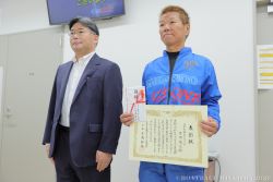 前検日／令和7年度後期人身事故未然防止選手表彰の様子(古川 誠之 選手)