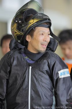 優勝戦4号艇 4156浜野孝志選手（三重支部）