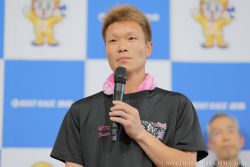 優出インタビューの様子
